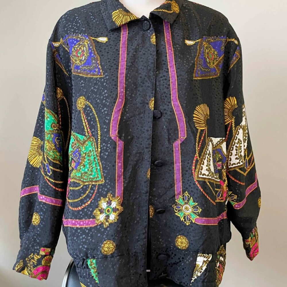 Vintage Baroque Print Bomber Jacket: 80s Retro Windbreaker (ML)